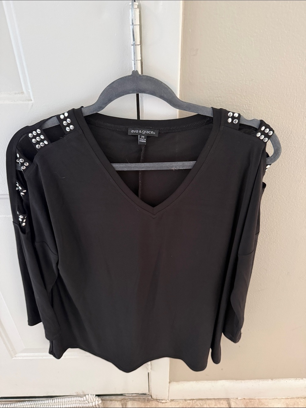 Ava & Grace Black V-Neck Cold-Shoulder Top with Silver Studs